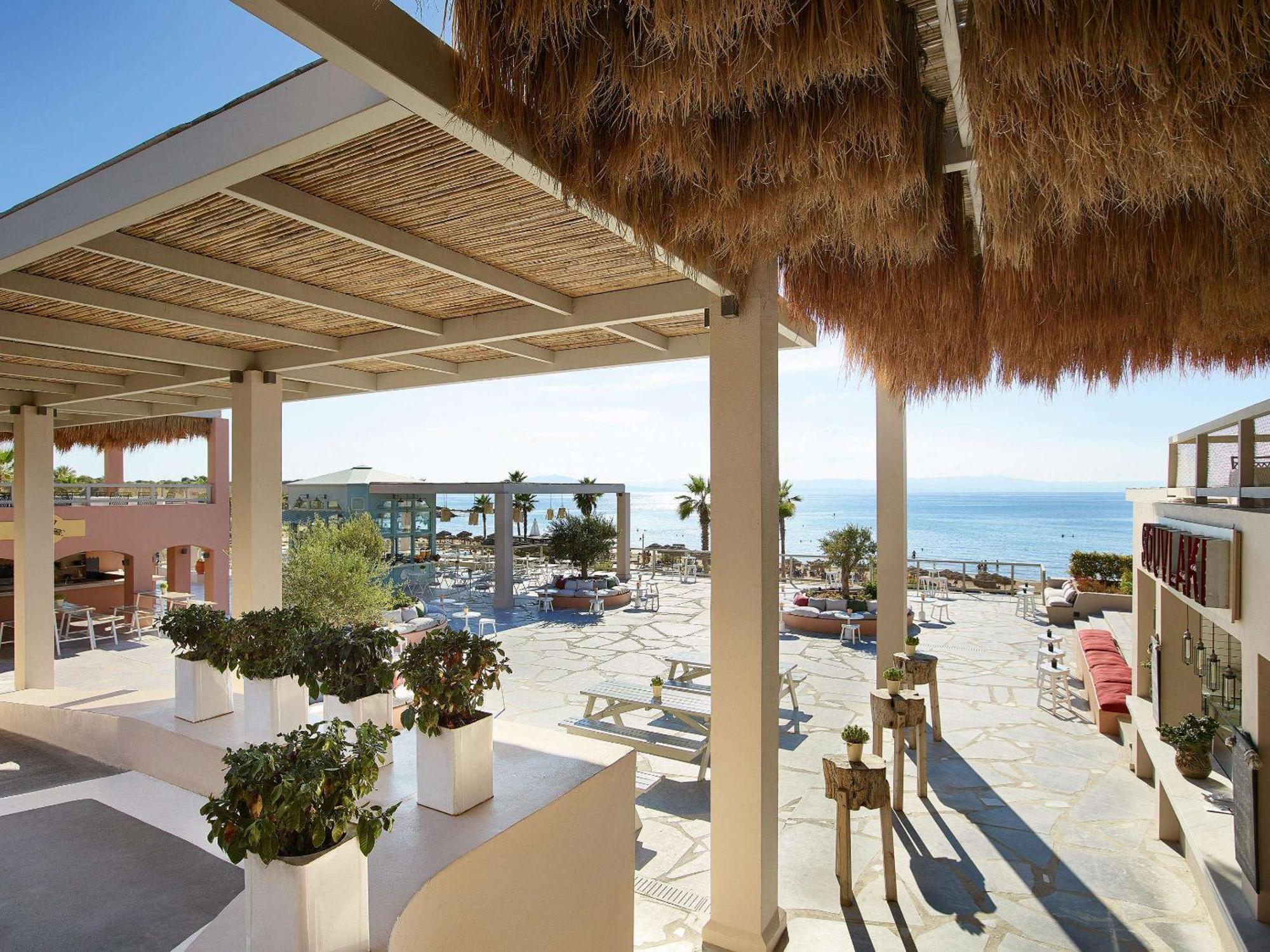 Grecotel Luxme Oasis At Riviera Olympia & Aqua Park 5* Loutrá Killínis